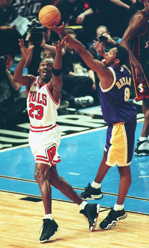 NBA マイケルジョーダン・コービーブライアント 元NBA選手コービー・ブライアント死去、マイケル・ジョーダンが