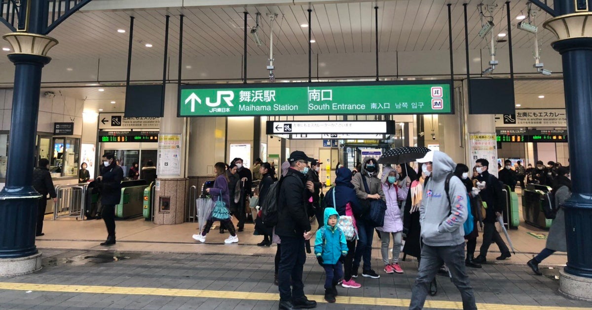 新型コロナウイルスの予防 東京ディズニーランドが方針を 変更 希望する従業員のマスク着用を許可 ハフポスト 新型コロナウイルスの予防 東京ディズニーランドが方針を 変更 希望する従業員のマスク着用を許可 ハフポスト