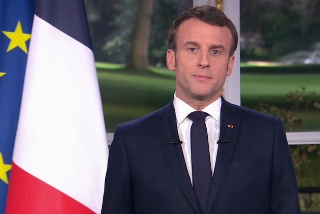 Depuis Ses Vœux Macron A Du Mal A Reprendre La Main Sur Le