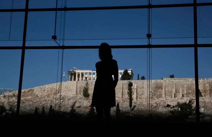 Στιγμιότυπο απο το Μουσείο της Ακρόπλης. Αθήνα REUTERS/Yorgos Karahalis (GREECE - Tags: POLITICS SOCIETY TRAVEL ENTERTAINMENT)