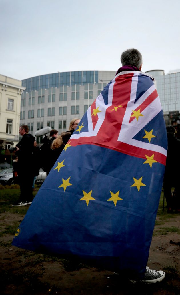 Οι Ευρωπαίοι αποχαιρετούν τη Βρετανία: Τι ακολουθεί το