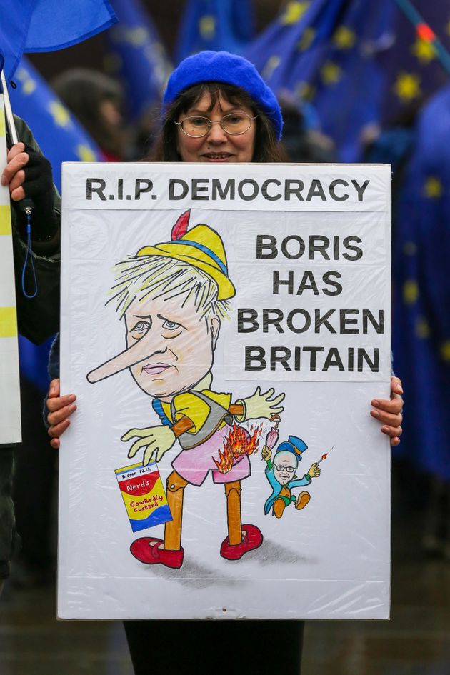 Εικόνες από τις τελευταίες ώρες της Βρετανίας στην ΕΕ - Τα πάρτι του