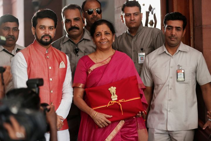 Finance Minister Nirmala Sitharaman arriving to present the 2019 budget in Parliament, July 5, 2019.