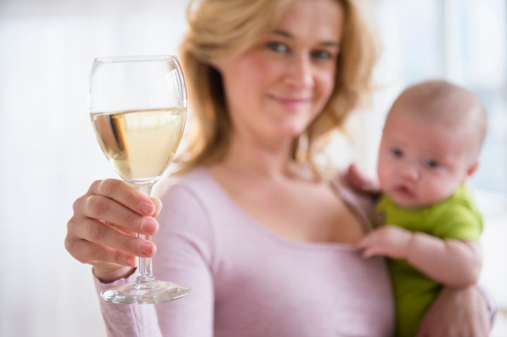 Author Veronica Valli Says Rise of Toxic ‘Mommy Needs Wine’ Culture Has Made It ‘Acceptable’ for White, Middle-Class Mothers to Get Drunk While Women of Color Are Judged and Reported to Social Services
