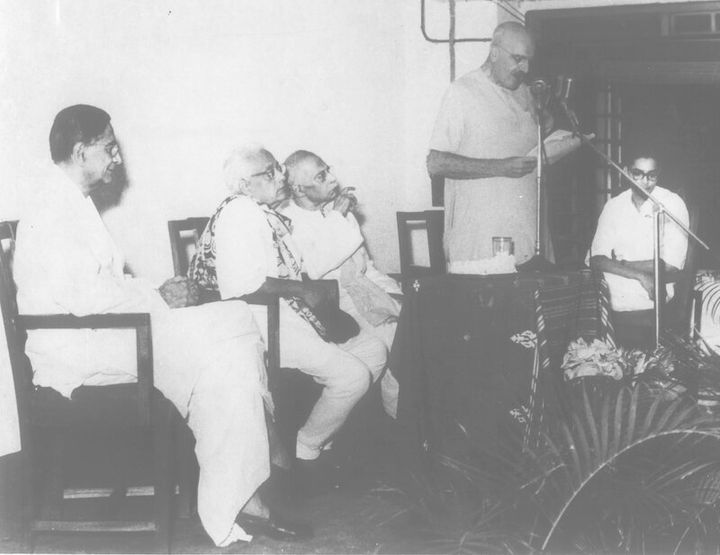 Haldane speaking at the Indian Statistical Institute, Calcutta, in August 1960. © Indian Statistical Institute