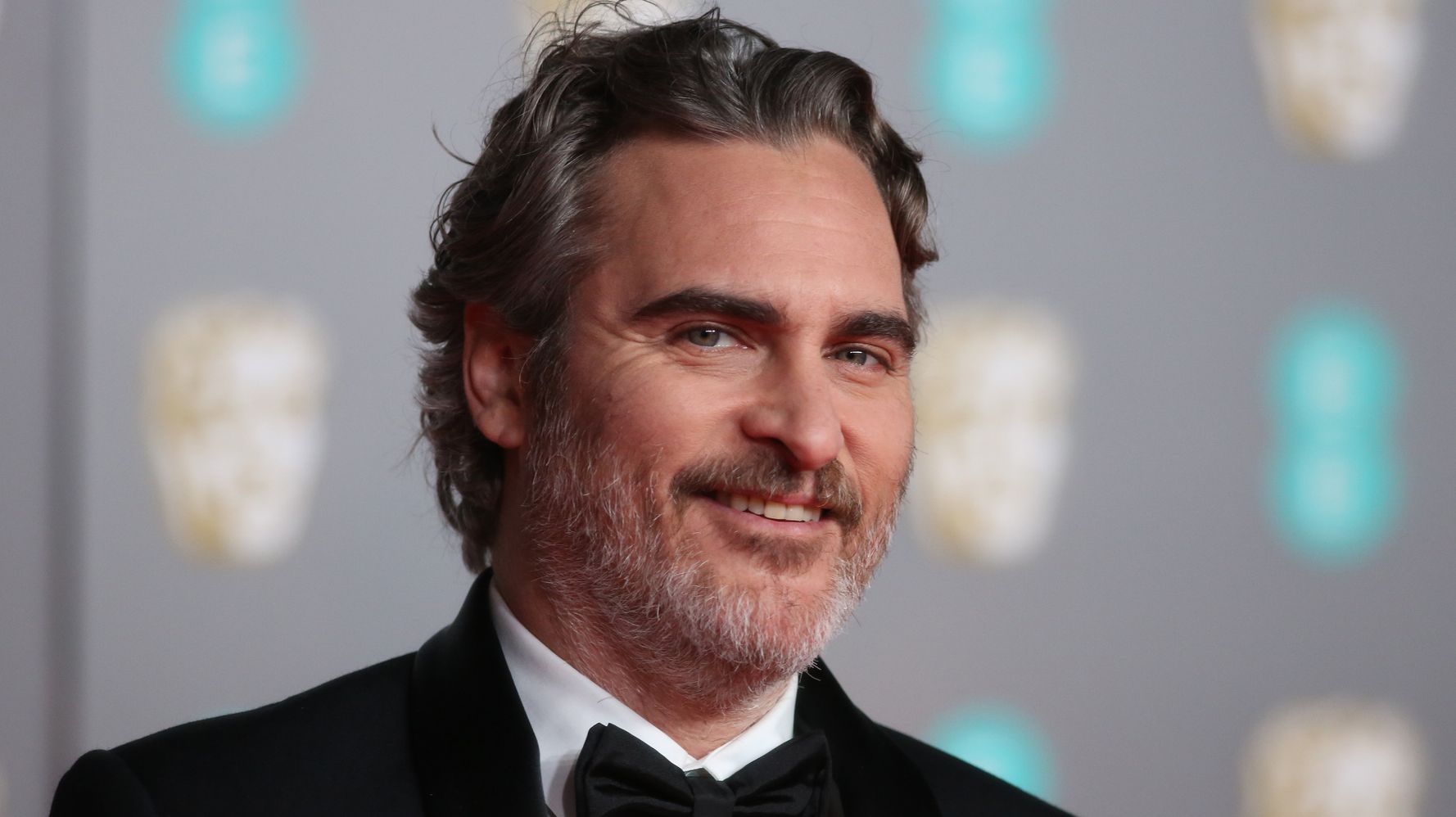 Joaquin Phoenix Slams All-White Lineup In Moving BAFTA Acceptance ...