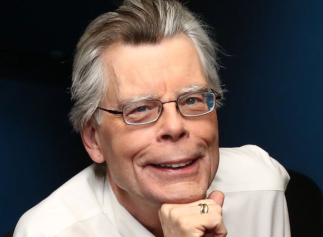 Ο Στίβεν Κινγκ αποχωρεί από το Facebook λόγω «ψεύτικων πληροφοριών» | HuffPost Greece