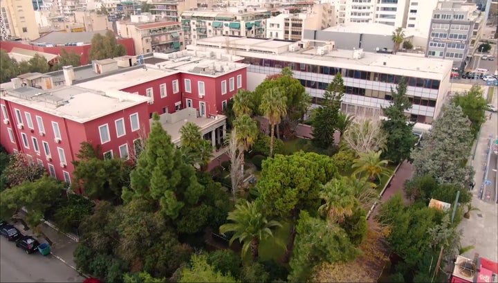 Μια Γέφυρα Μουσικής πάνω από τη Συγγρού
