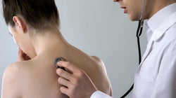 Les symptômes du coronavirus sont banals et c’est bien ça le