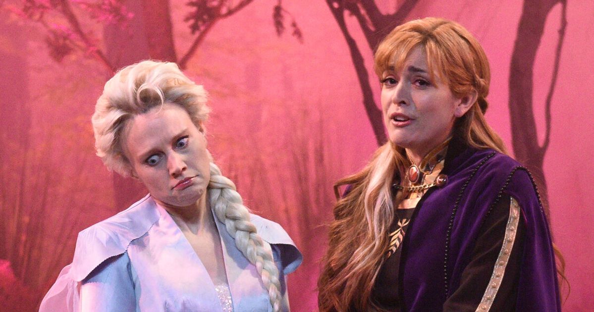 Watch 'Frozen' Queen Elsa Finally Come Out As Gay In 'SNL' Sketch