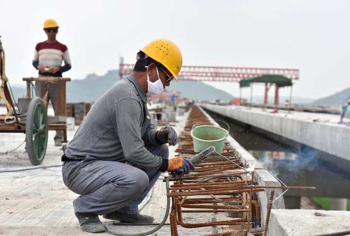 中国で進むインフラ整備（資料写真）