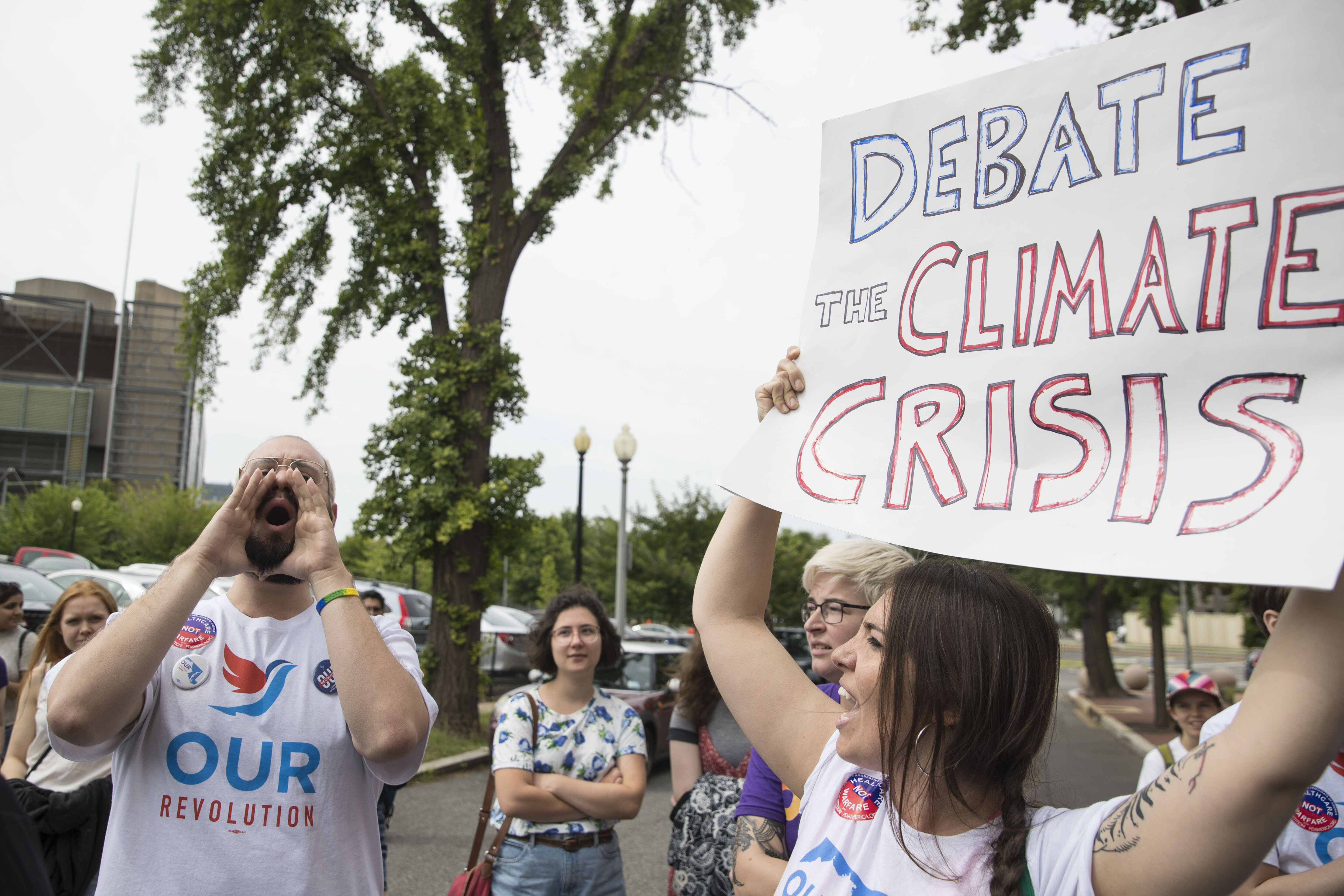 Democratic National Committee Launches New Climate Council Months After ...