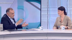 Xabier Fortes no puede morderse la lengua tras la explicación de Olona (Vox) sobre el veto parental: 