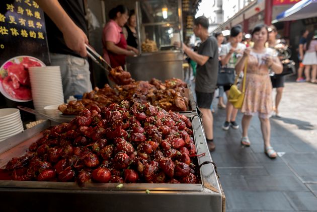 Spicy fried food stalls on the street in Wuhan.