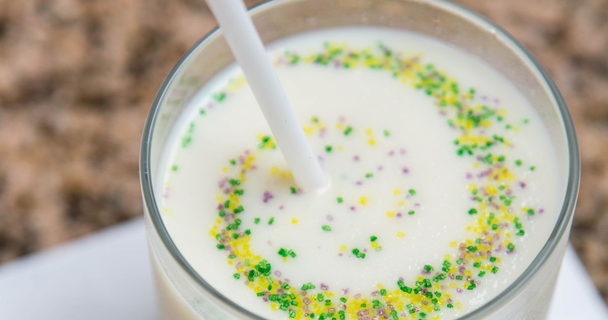 How To Make Boozy Milk Punch, The Ultimate Breakfast Cocktail