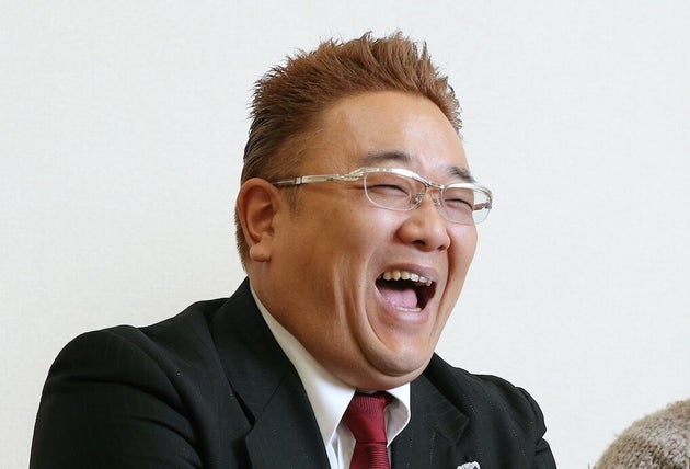 サンド伊達さんの洗面所での ある行動 に ネット感激 更に好きになりました ハフポスト サンド伊達さんの洗面所での ある行動 に ネット感激 更に好きになりました ハフポスト