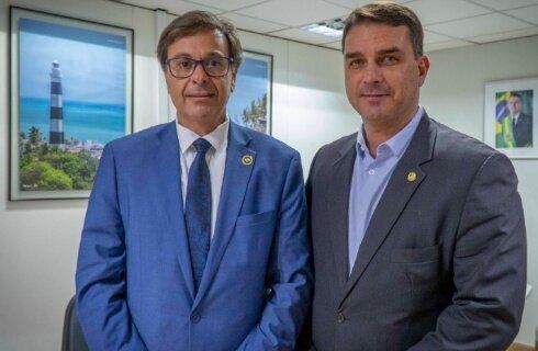 Presidente da Embratur, Gilson Machado, e o senador Flávio Bolsonaro.