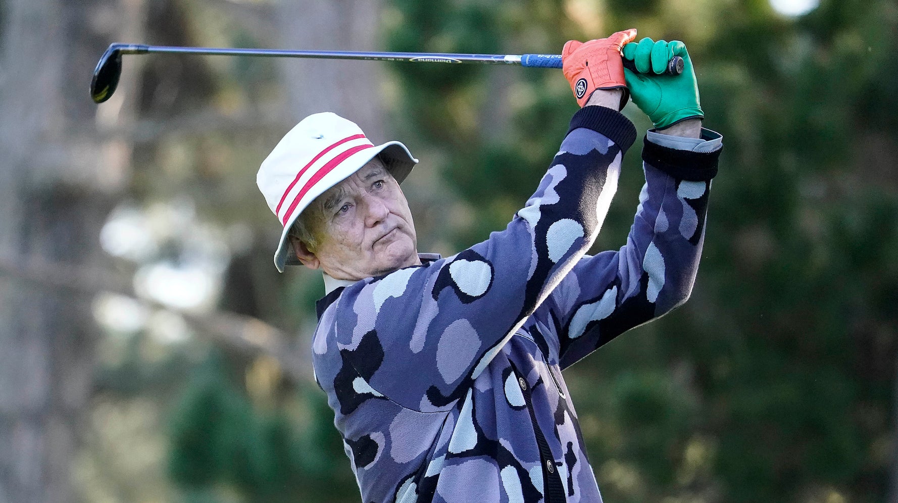 Bill Murray sinks incredible golf shot, Pebble Beach, missed putt,  Caddyshack