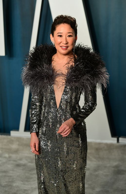 Sandra Oh pulled it out of the bag again with her second fabulous outfit of the evening