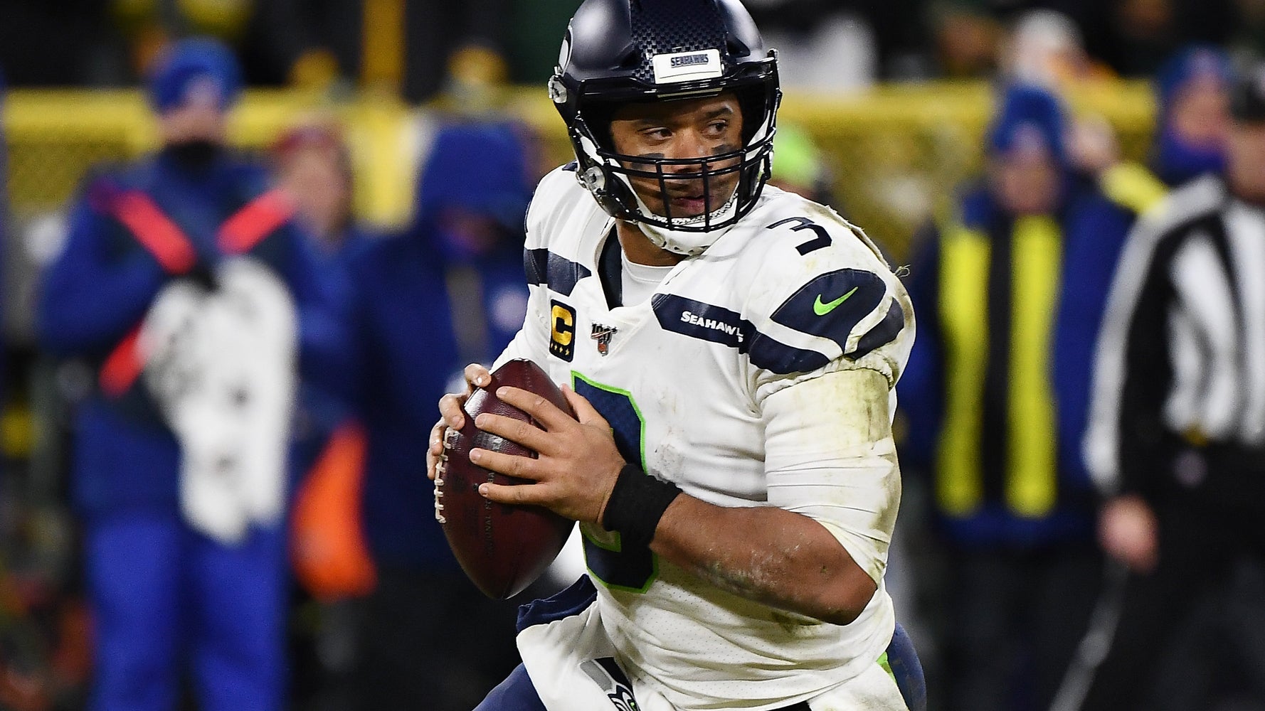 Seattle Seahawks' Russell Wilson makes adjustment, then shreds