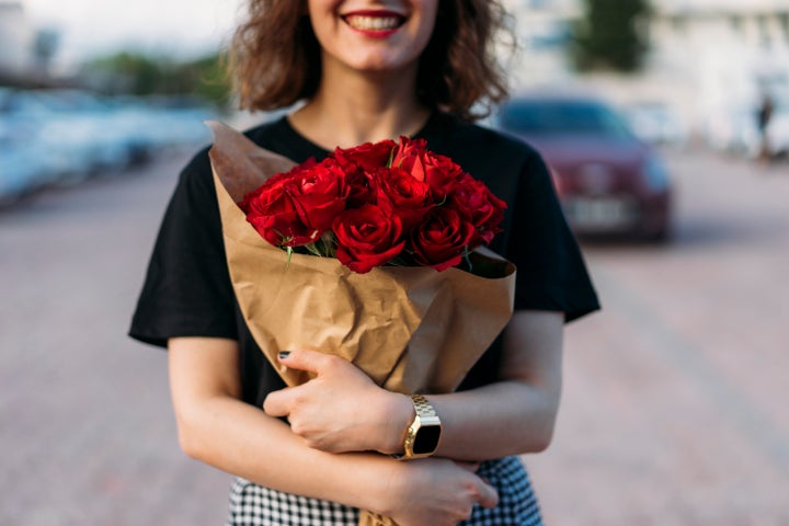 The Best Deals On Valentine S Day Flowers That Ll Arrive In Time Huffpost Life