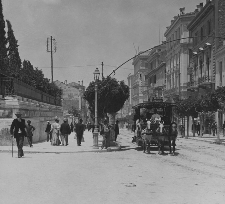 Η οδός Σταδίου στα τέλη του 19ου αιώνα. 