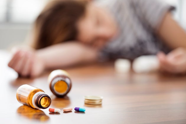 Suicidal girl kills herself