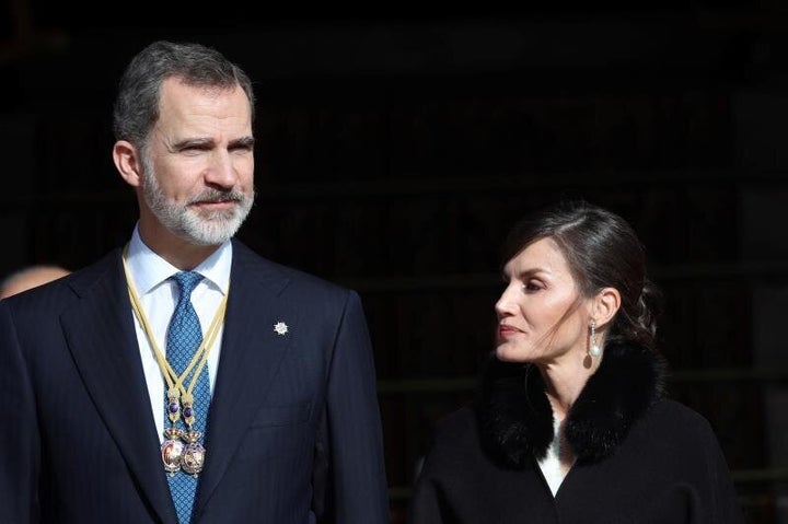 El rey Felipe VI (i) y la reina Letizia (d). EFE/Rodrigo Jiménez/Archivo
