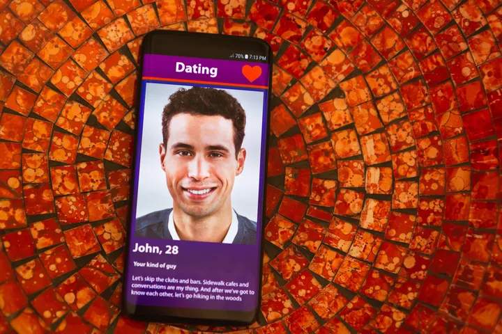 The 80s version of Tinder was 'video dating' — and it looks incredibly awkward