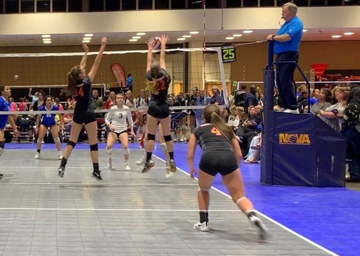 Despite her pain, Stephanie's daughter (number 22) is an avid volleyball player.