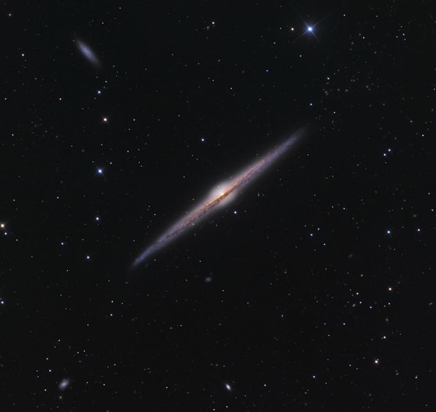 Ο θεαματικότατος σπειροειδής «Γαλαξίας βελόνα» NGC 4565