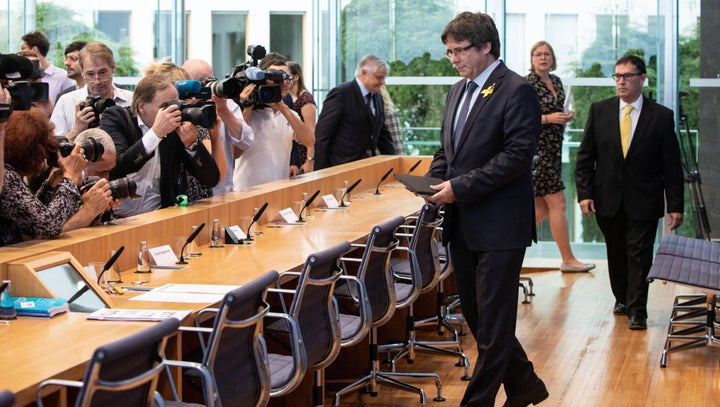 Puigdemont en Berlín a su llegada a una conferencia