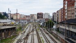 Detenido por abusar sexualmente de un menor discapacitado en los baños de la estación de tren de