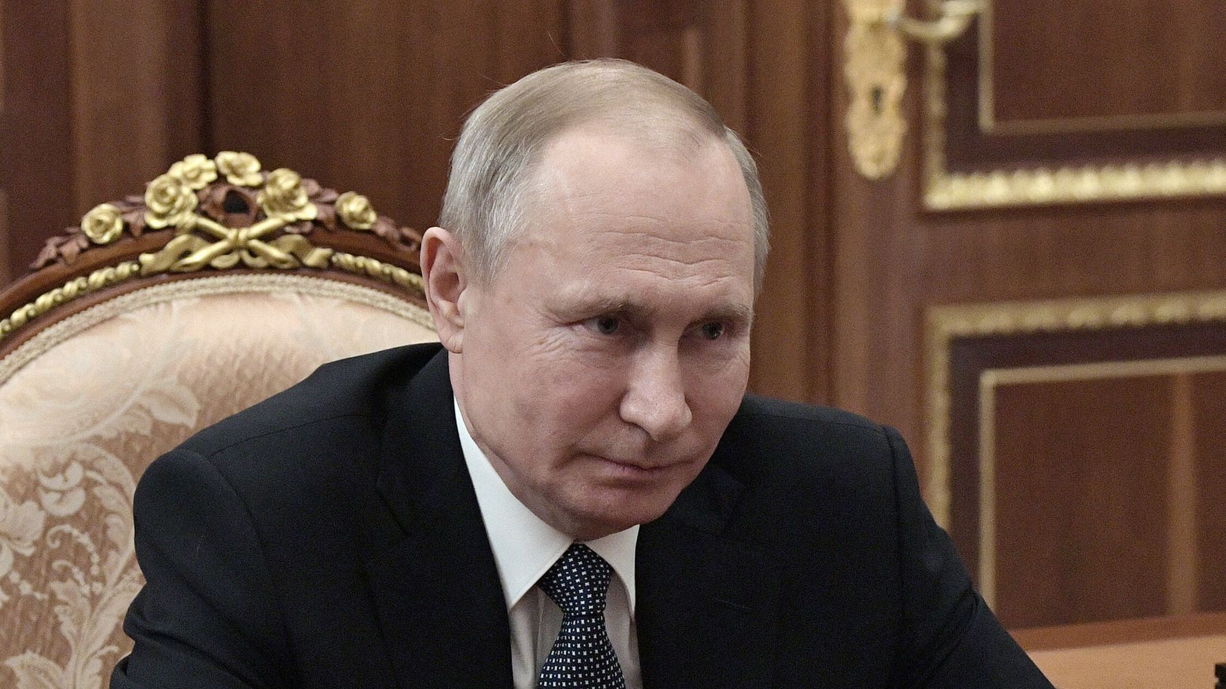 Putin Vows Russia Will Never Legalize Same Sex Marriage As Long As Im