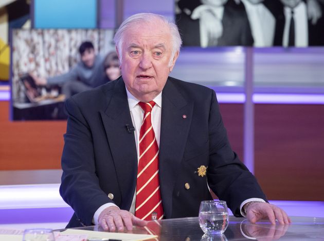 Jimmy Tarbuck Reveals Prostate Cancer Diagnosis