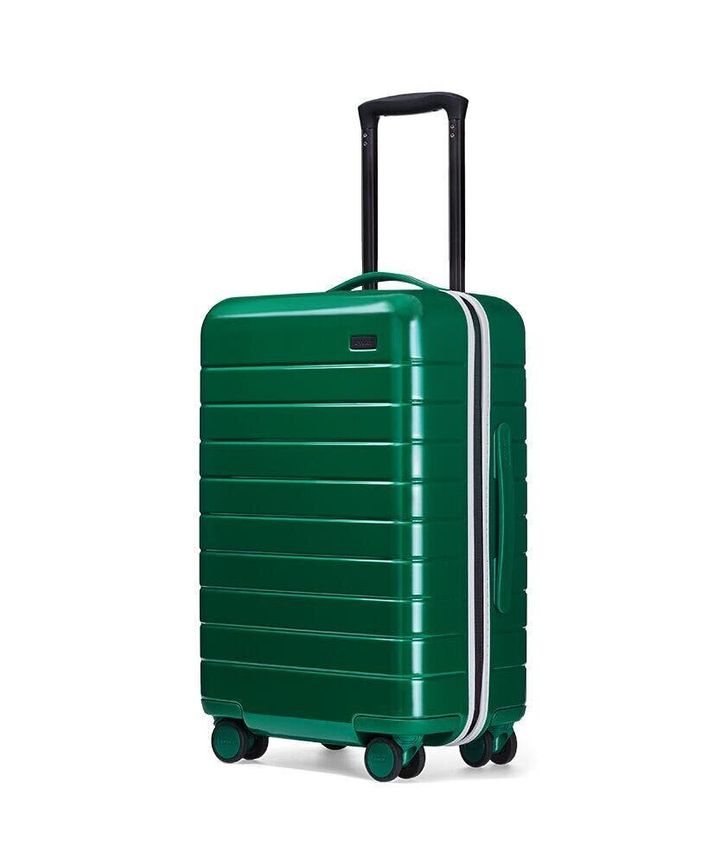 The Carry-On in Glade, Away