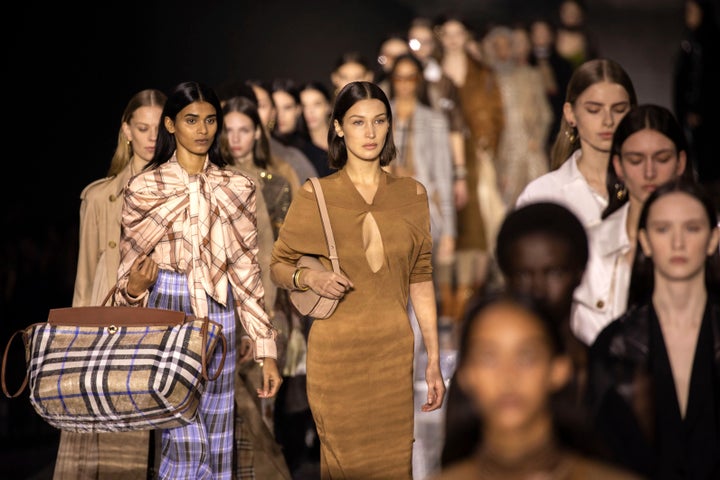 Burberry Show, Φθινόπωρο- Χειμώνας 2020-21