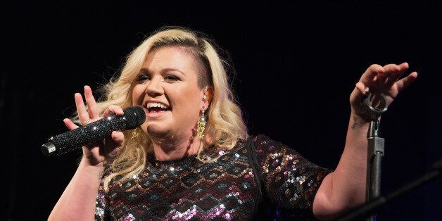 LONDON, UNITED KINGDOM - FEBRUARY 14: Kelly Clarkson performs on stage at G-A-Y on February 14, 2015 in London, England. (Photo by Jo Hale/Redferns via Getty Images)