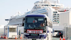 Deux passagers australiens du Diamond Princess contaminés alors qu’ils étaient négatifs au