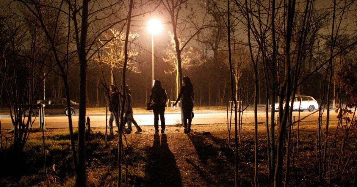 une prostituee transgenre fauchee mortellement dans le bois de boulogne le huffpost