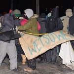 Protesters End Rail Blockade In Quebec After Arrival Of Riot