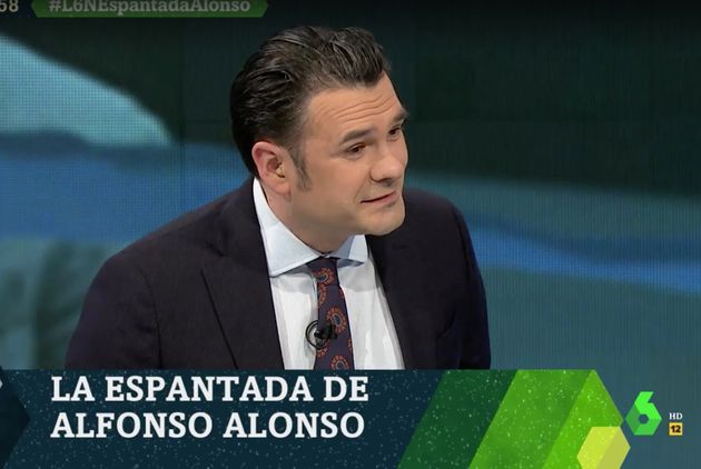 Iñaki López, presentador de 'LaSexta Noche', tratando de entender algo de lo que decía