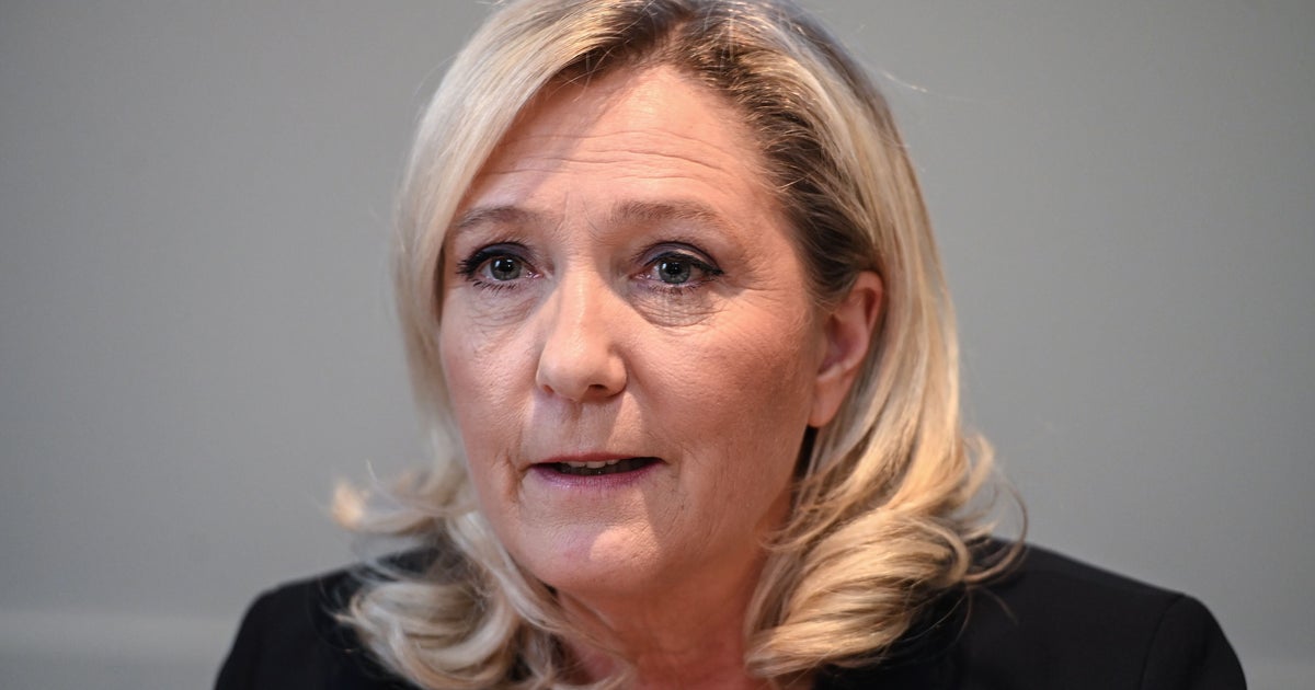 Marine Le Pen Prete A Quitter La Tete Du Rn Pour Etre Candidate De Tous Les Francais Le Huffpost Marine Le Pen Prete A Quitter La Tete Du Rn Pour Etre Candidate De Tous Les Francais Le Huffpost