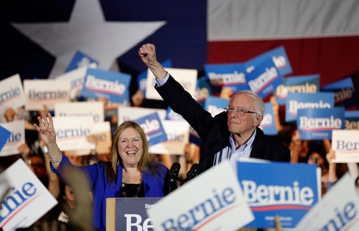 <strong>Democratic presidential candidate Sen. Bernie Sanders with his wife Jane.</strong>