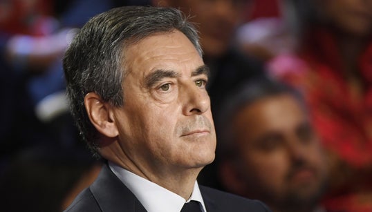 Le procès des époux Fillon est renvoyé à