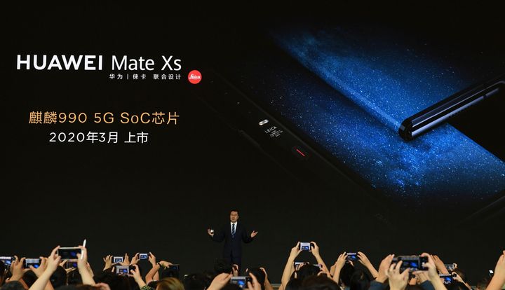 Από την πρώτη παρουσίαση σχεδίου της νέας συσκευής που παρουσίασε η Huawei, τον Οκτώβριο του 2019 στην Κίνα. (Xinhua/Mao Siqian via Getty Images)