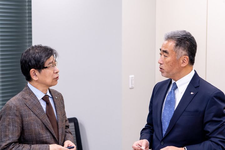 がん治療の未来について語る大野医師と藤井氏