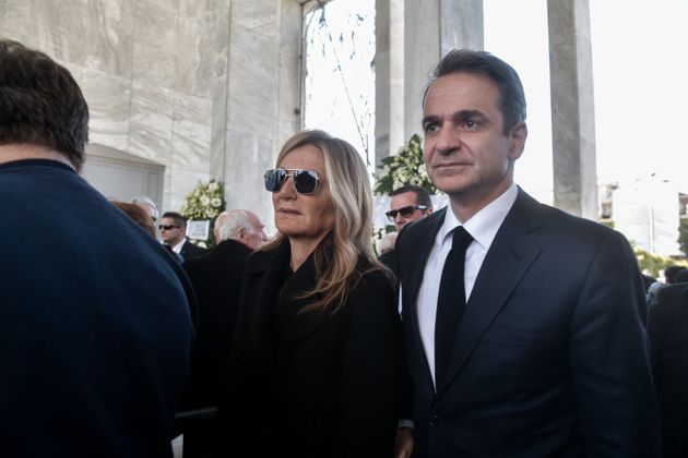 Ο πρωθυπουργός Κυριάκος Μητσοτάκης με τη σύζυγο του Μαρέβα