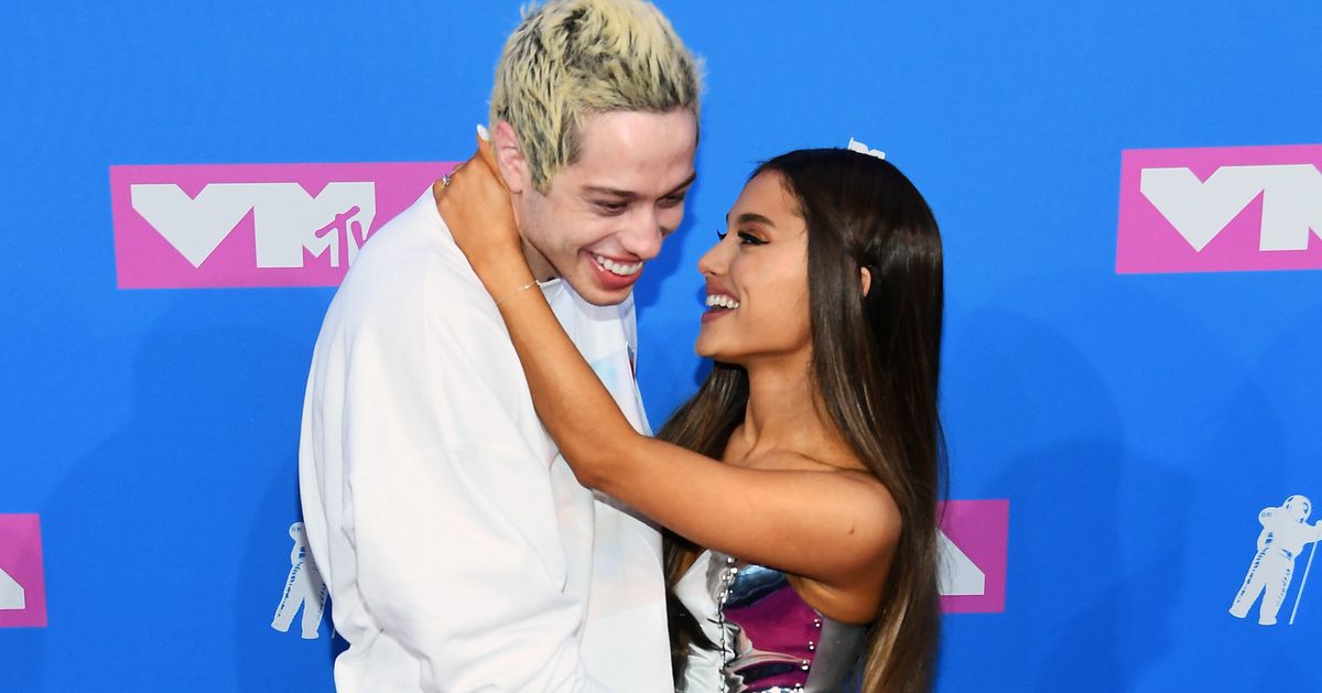 Ariana Grande's Ex-FiancÃ© Pete Davidson Hits Back At Her Comment That Their  Relationship Was A 'Distraction' | HuffPost UK Entertainment