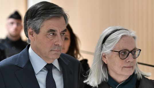 À son procès, François Fillon déplore des “dégâts